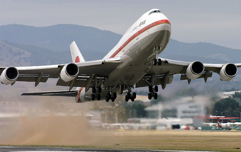 Boeing_747.jpg