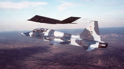 air US F117 Escort