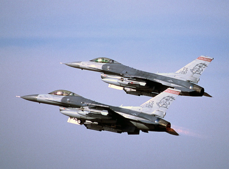 F 16 Fighting Falcon