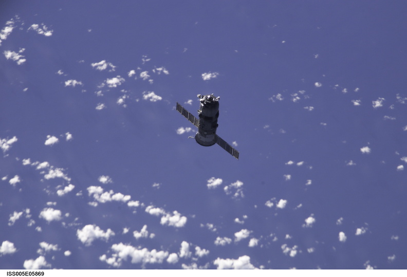 iss005e05869.jpg