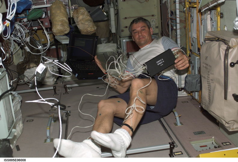 iss005e06008.jpg