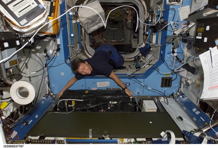 iss005e07767