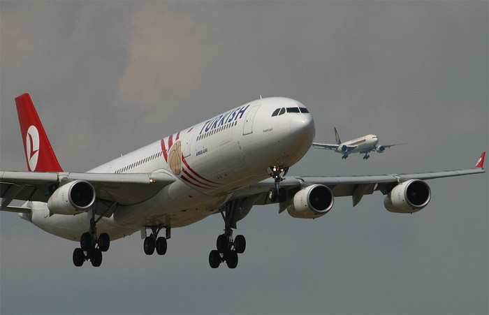 Airbus_A340.jpg