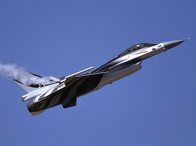 General Dynamics F 16A Fighting Falcon
